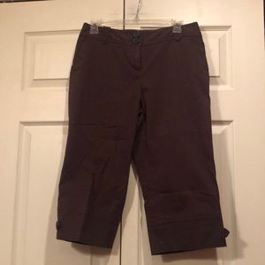 Ann Taylor Loft - 6P Brown Capris with Decorative Hem